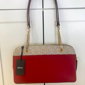 ❤️DKNY Red / Logo Print Shoulder Bag